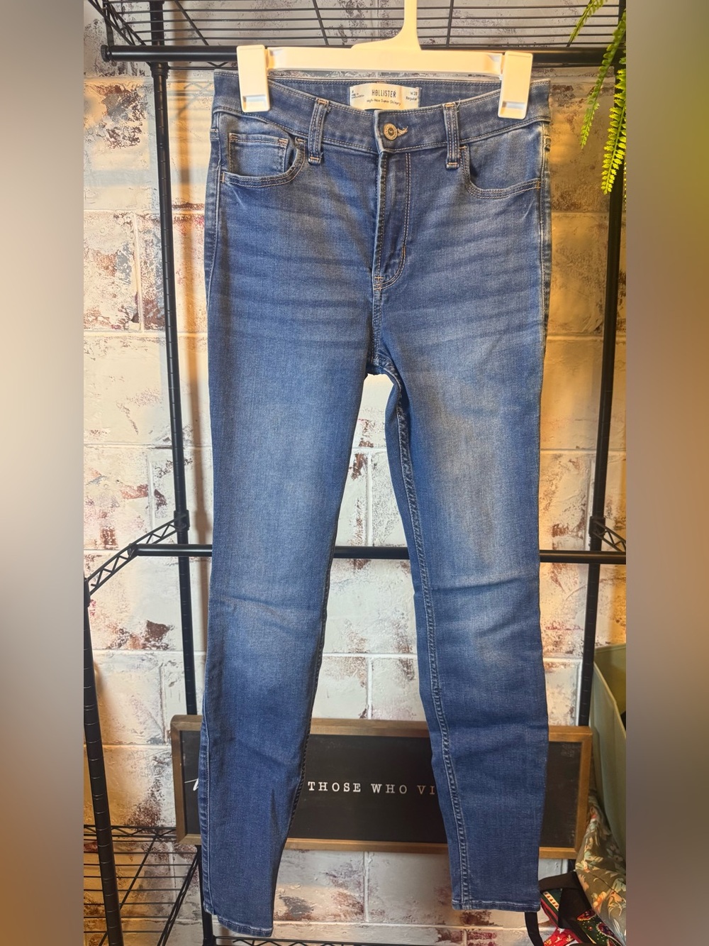 Hollister High-Rise Super Skinny W28 Regular